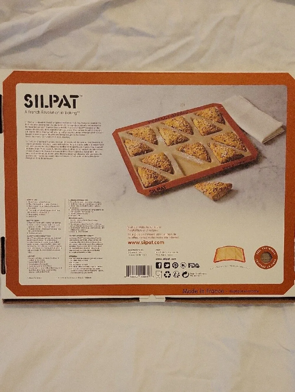 Silpat 12-Hole Scone Tray - Brown Non-Stick Silicone Baking Mat